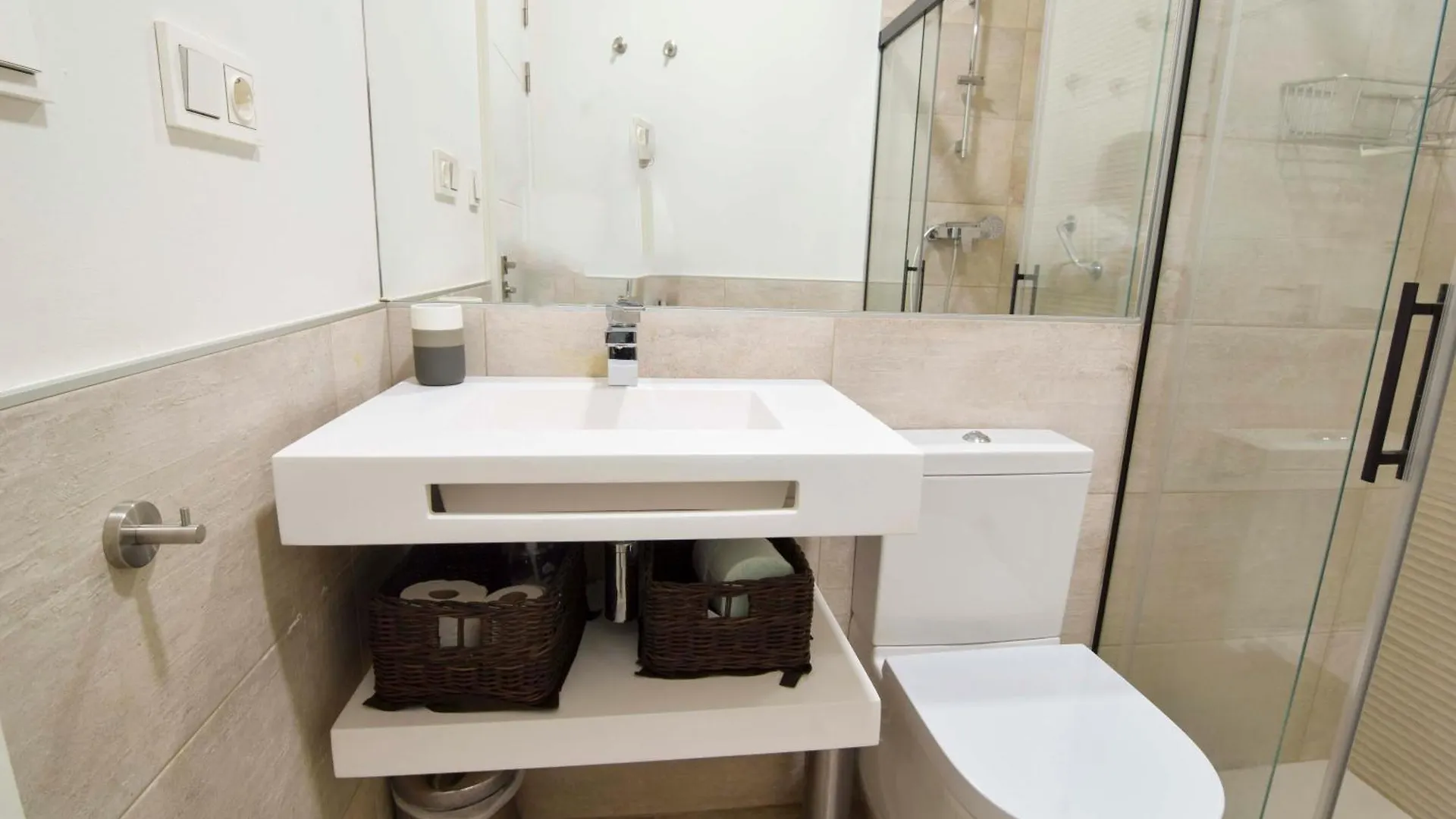 Letplanet Plaza Del Teatro Premium Apartment Malaga Spain